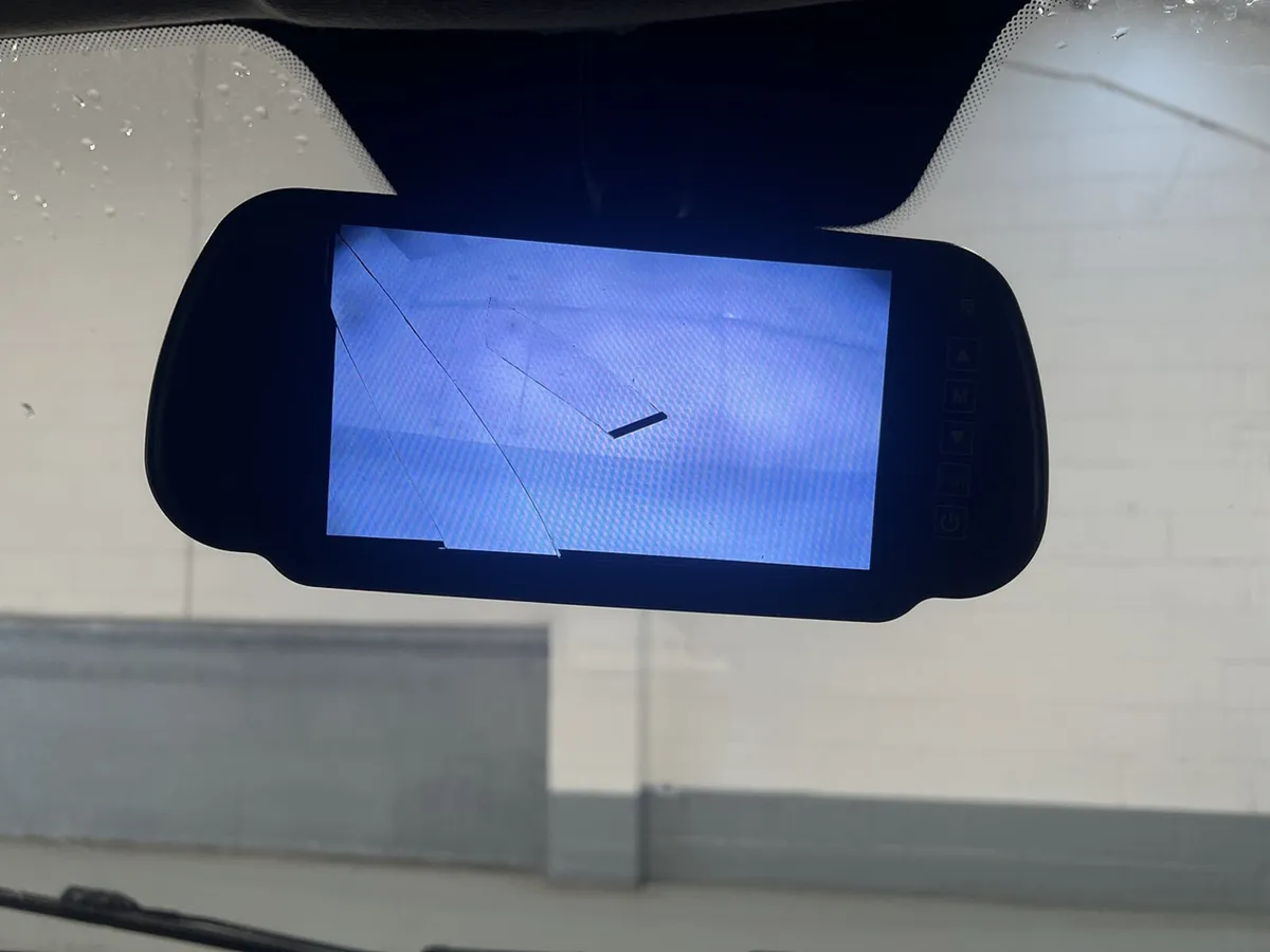 2023 Peugeot Boxer Dropside Van - Image 4