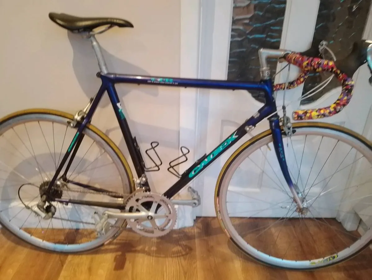 Giant Cadex Carbon Racing Bike. - Image 1