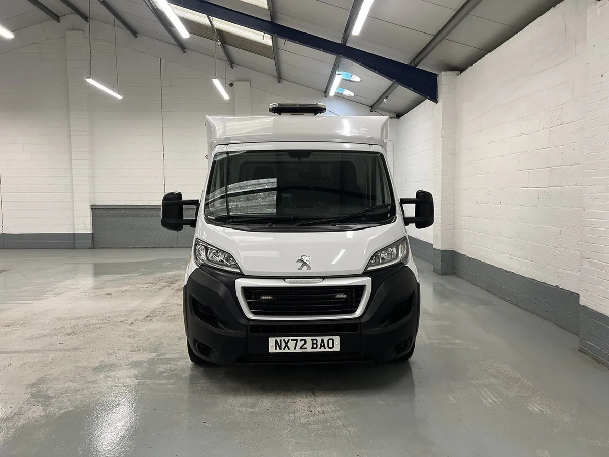2022 Peugeot Boxer Dropside Van - Image 4