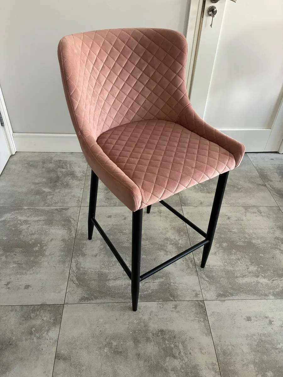 Pair of velvet bar stools - Image 1