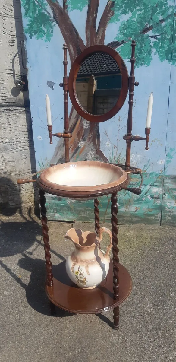 Wash stand and mirror - Image 2