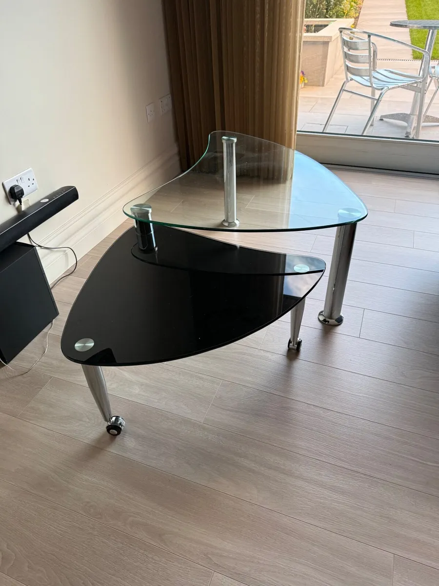 Coffee table - Image 1