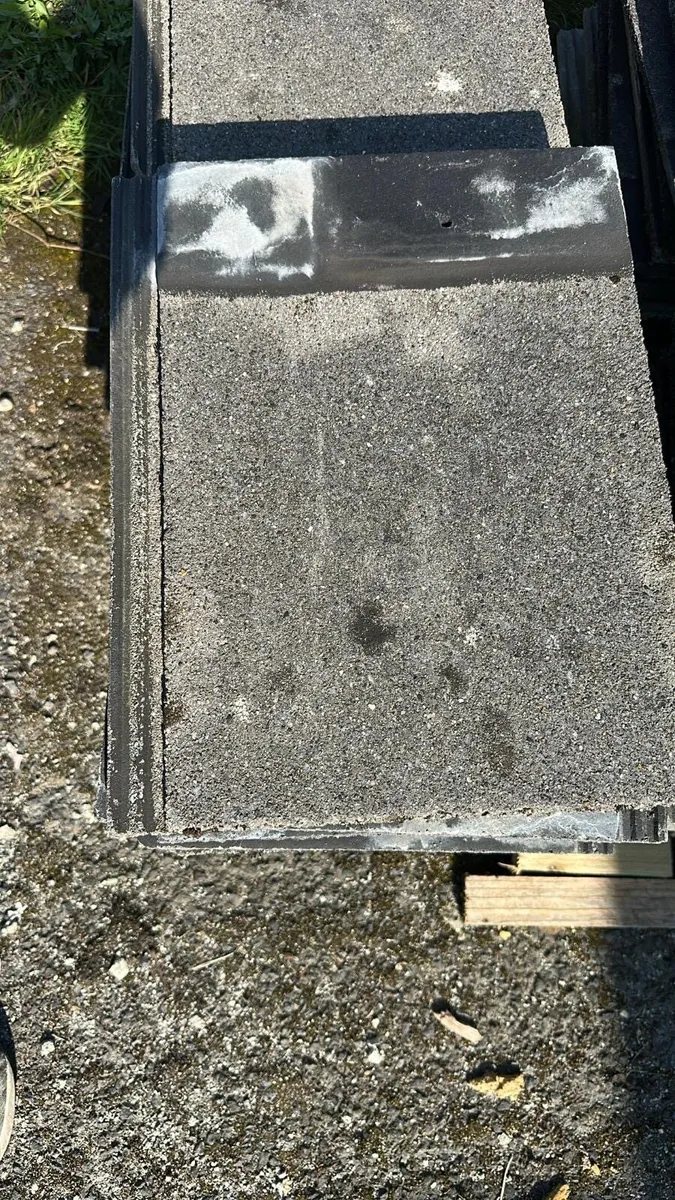 Roof tiles - Image 3