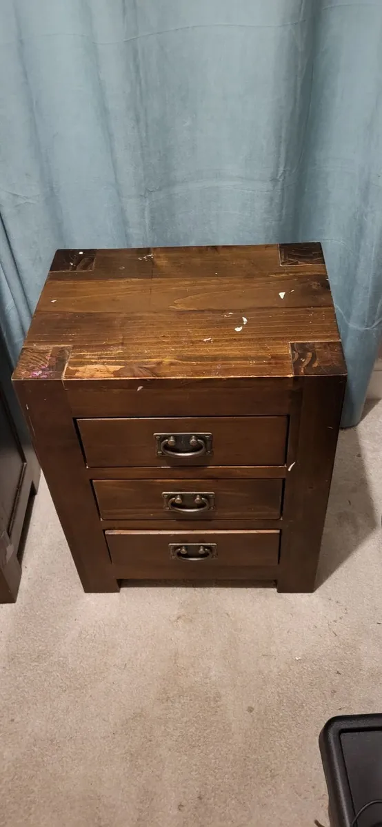 Bed side lockers - Image 4