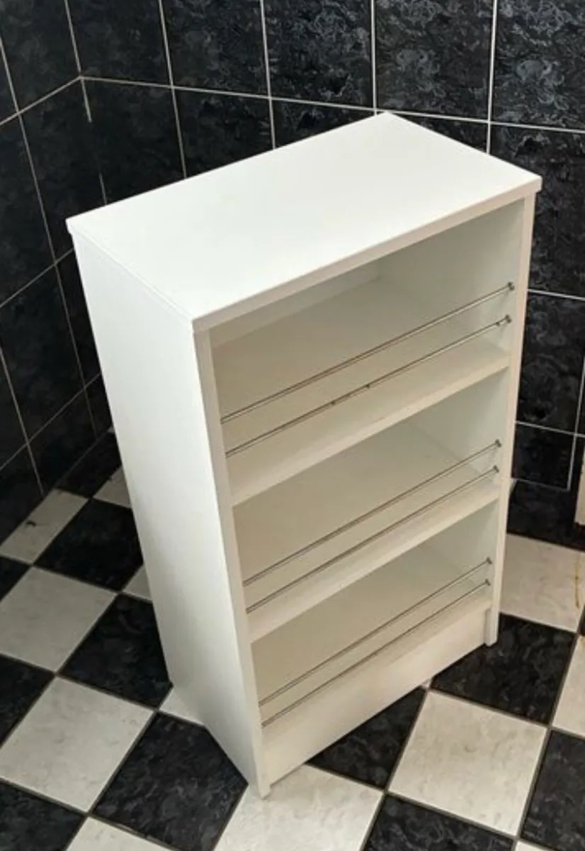 White timber shelving unit