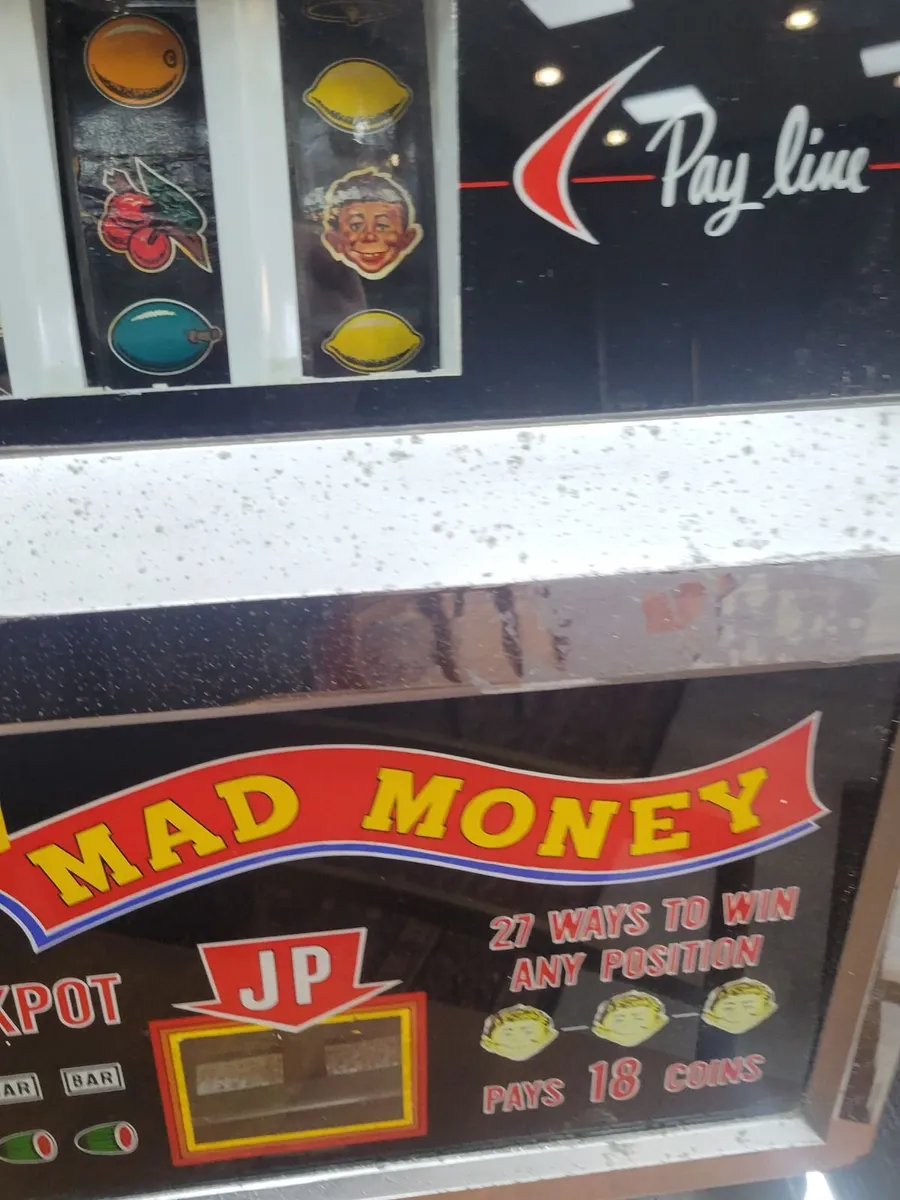 One armed bandit.Slot machind - Image 1