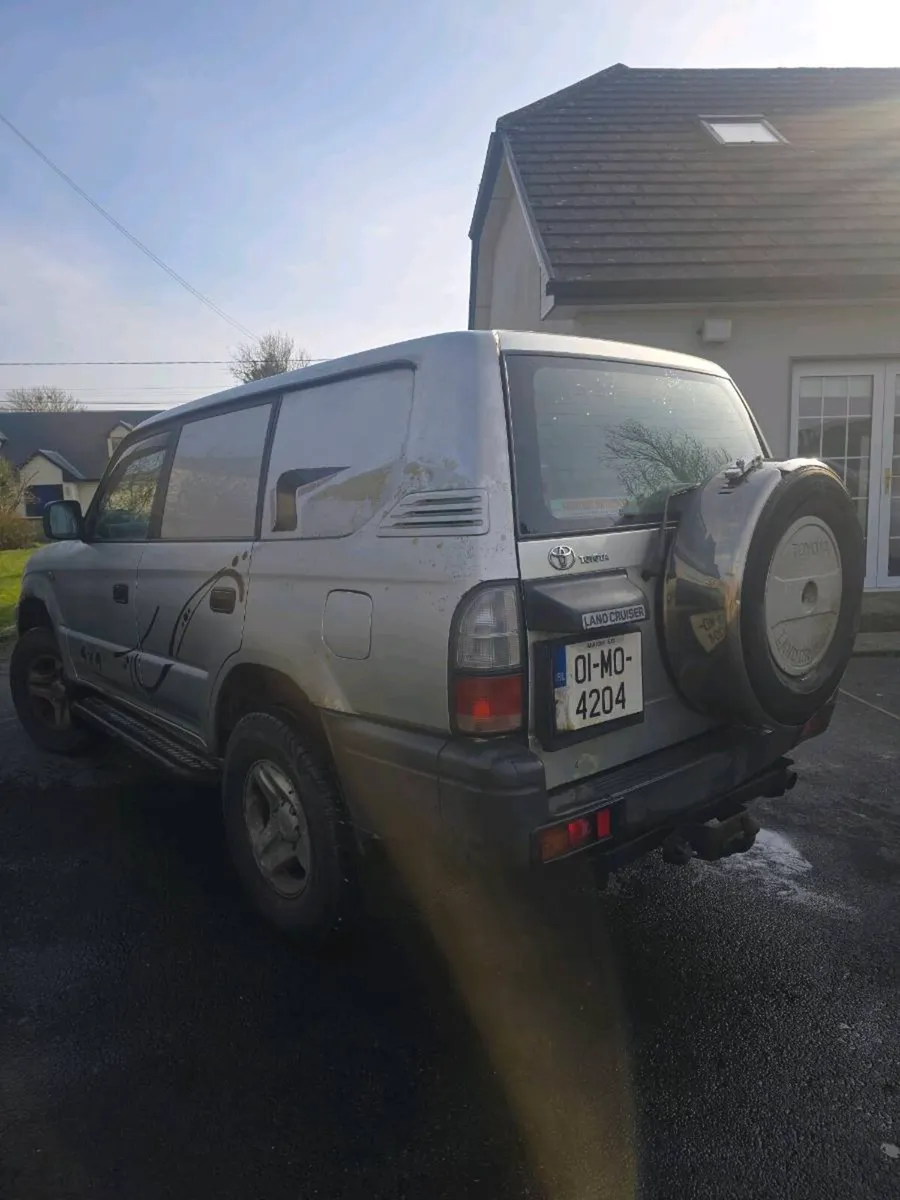 Toyota landcruiser - Image 3