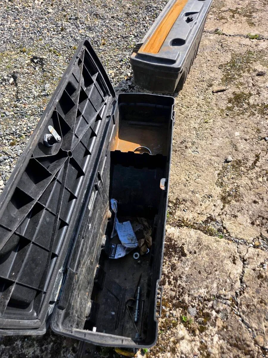 Swing arm box's Ford ranger - Image 3