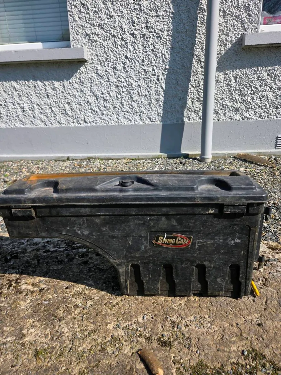 Swing arm box's Ford ranger - Image 1