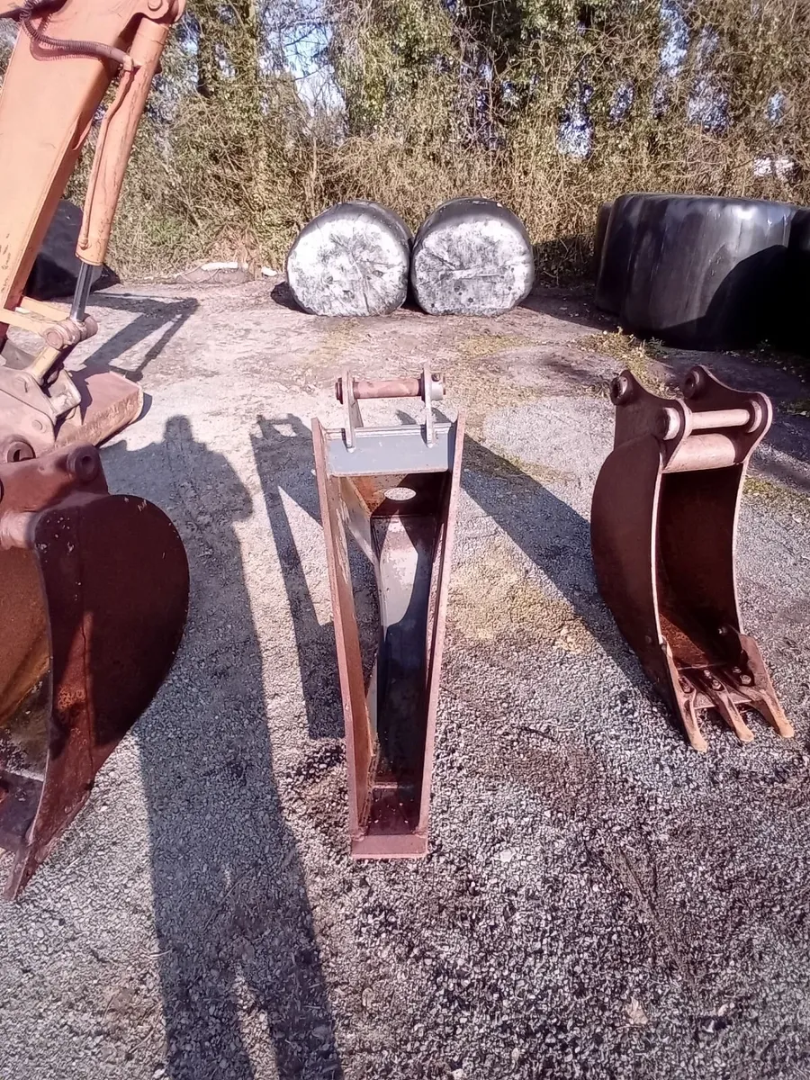 Ex60-1 chains and sprockets - Image 4