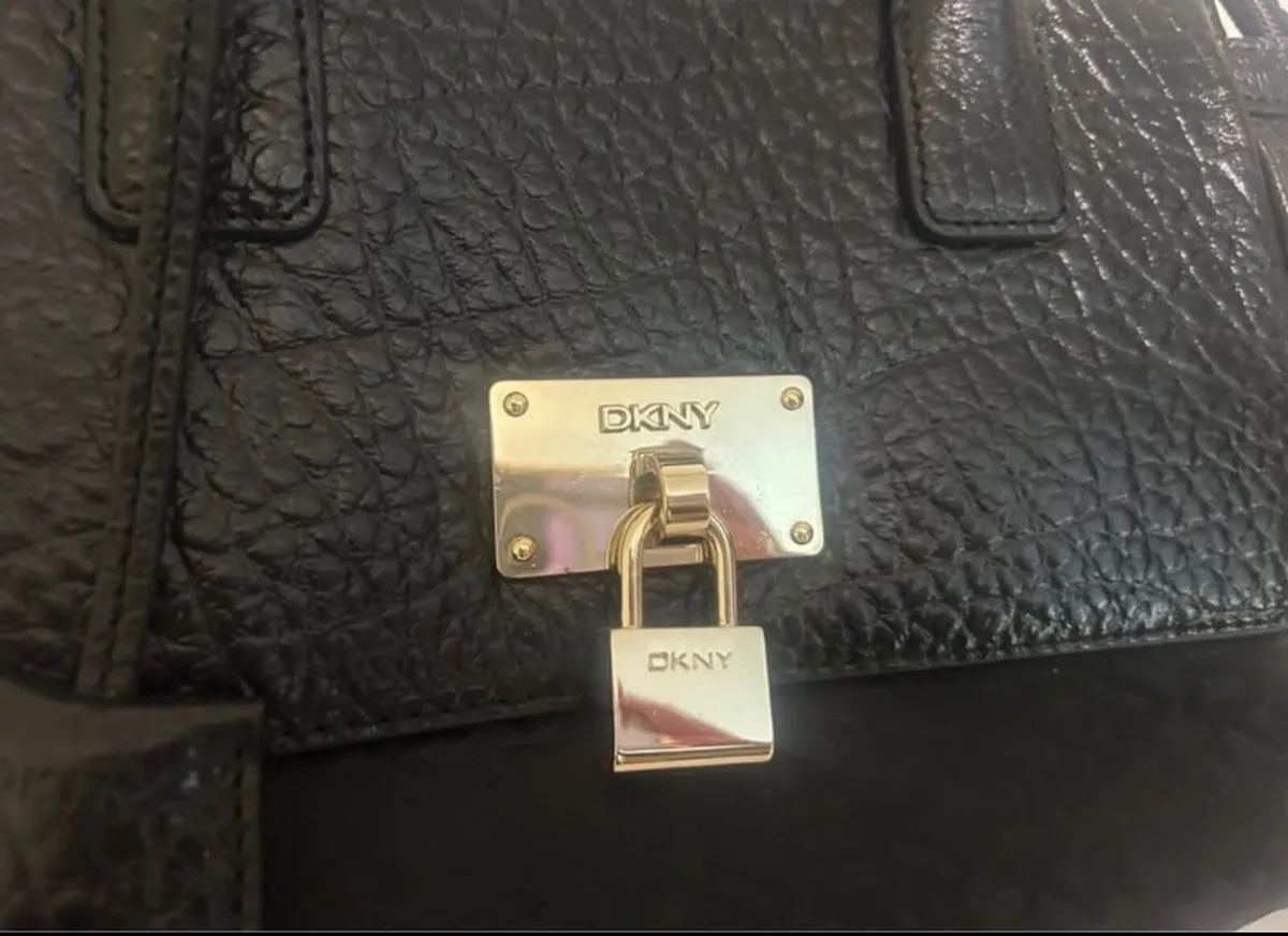 Genuine DKNY bag - Image 3