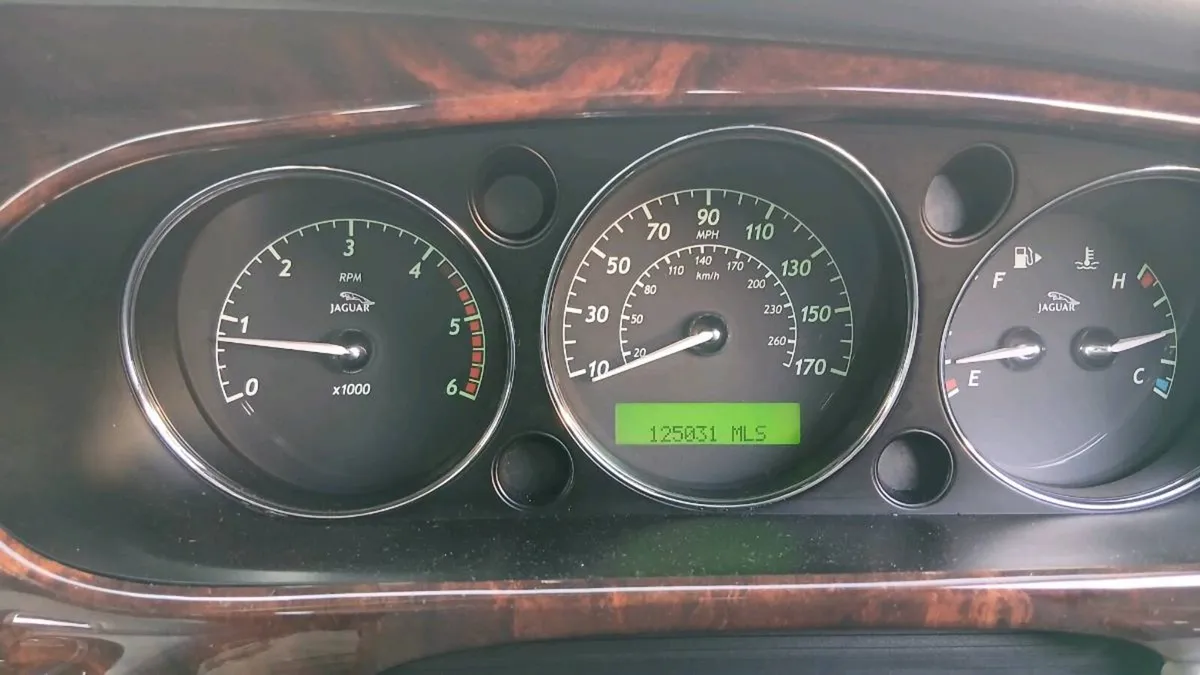 Jaguar xj6 2.7 TDV6 - Image 4