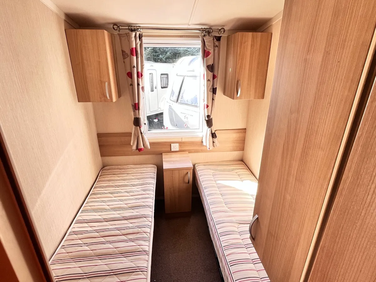 Swift Bordeaux exclusive 3 bed - Image 3