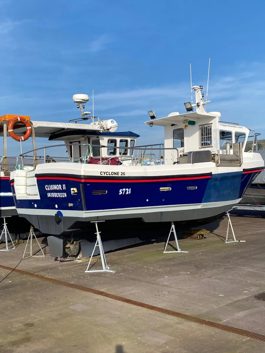 UNLESS BOUGHT-BOAT UNAVAILABLE MID APR TO SEPT- - Image 1