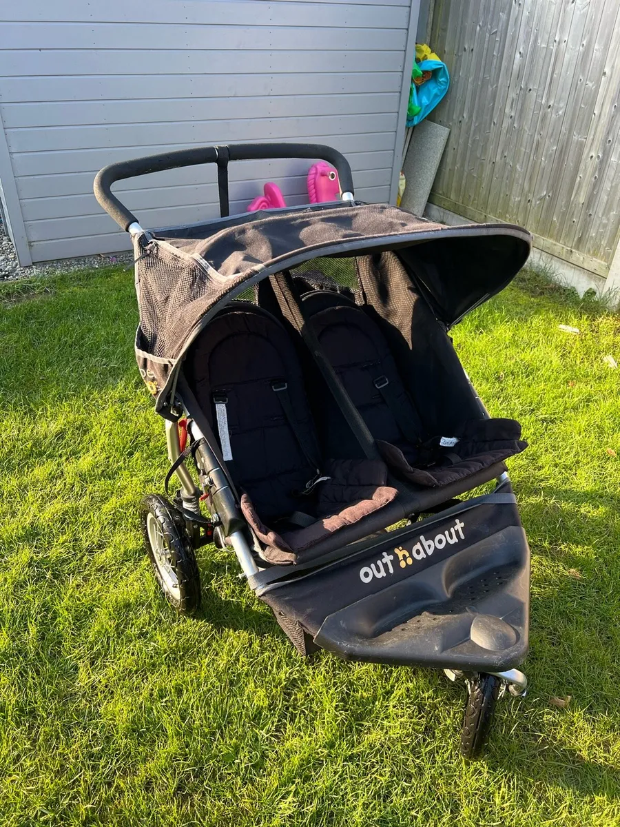 Out n about double buggy - Image 1