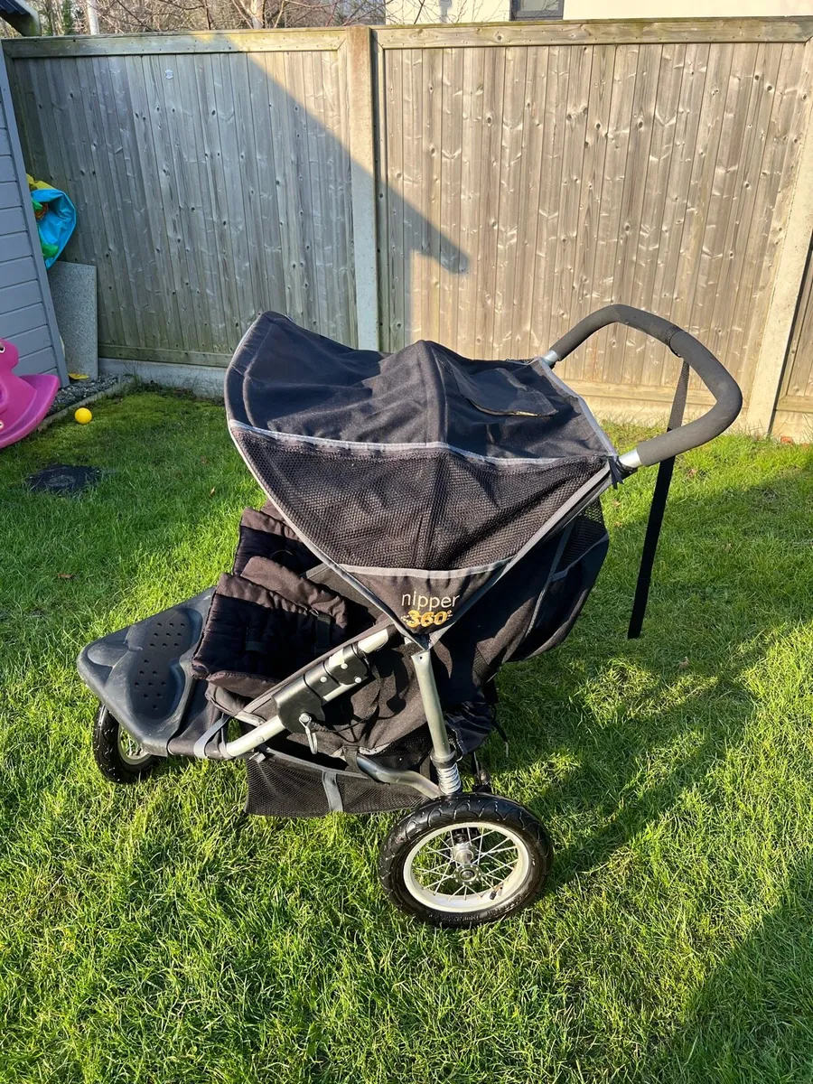 Out n about double buggy - Image 3