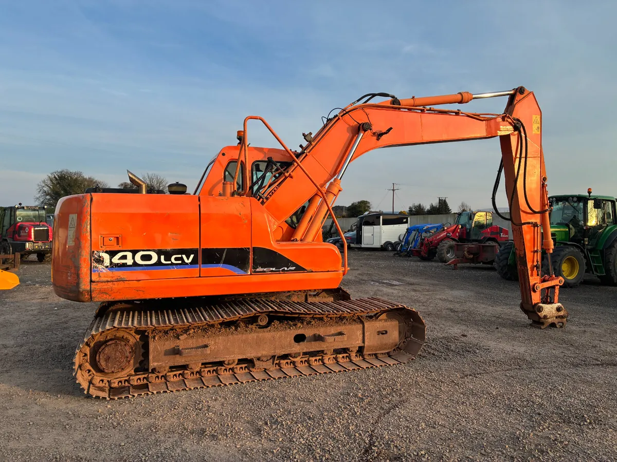 DOOSAN SOLAR 140LCV - Image 4