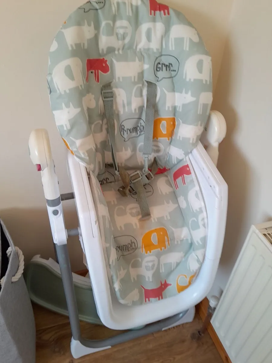 Baby cot and high chair - Image 2