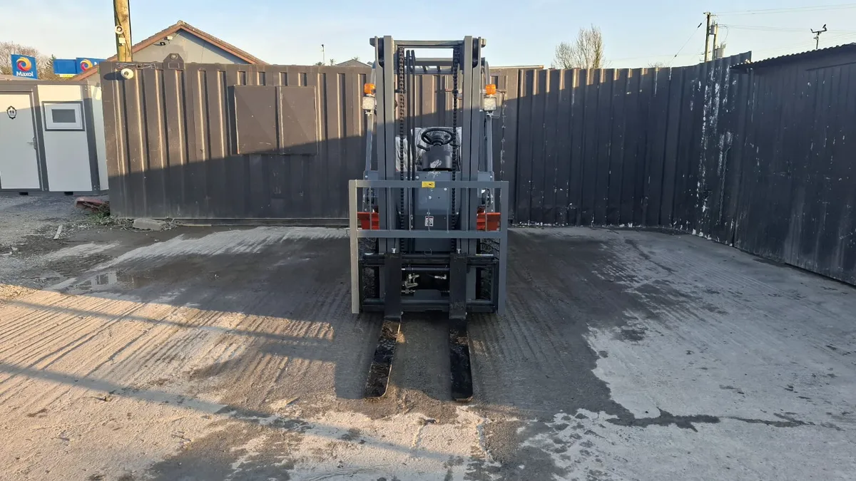 JQ Power CPCD25 Diesel Forklift - Image 2