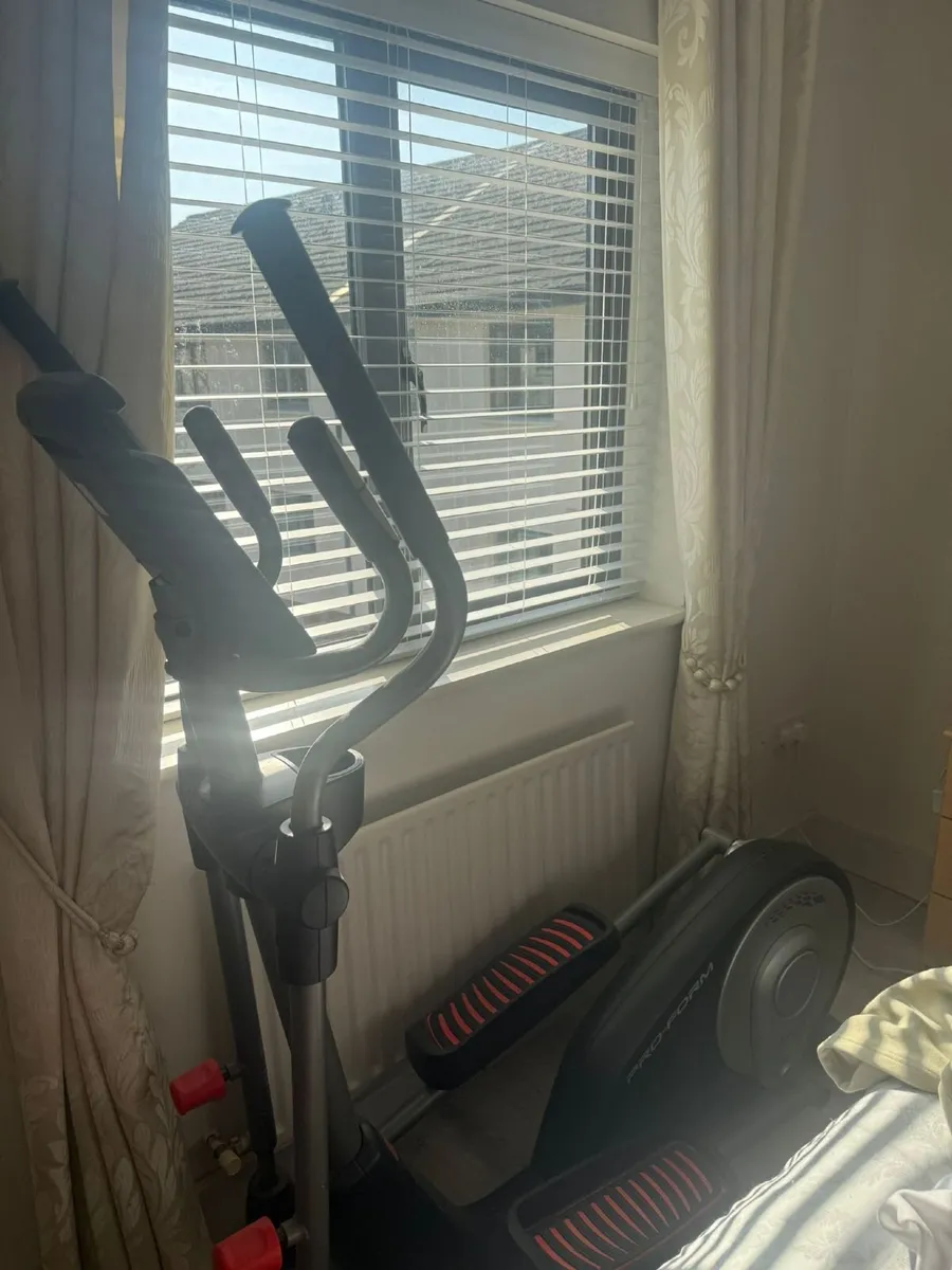 Crosstrainer - Image 2