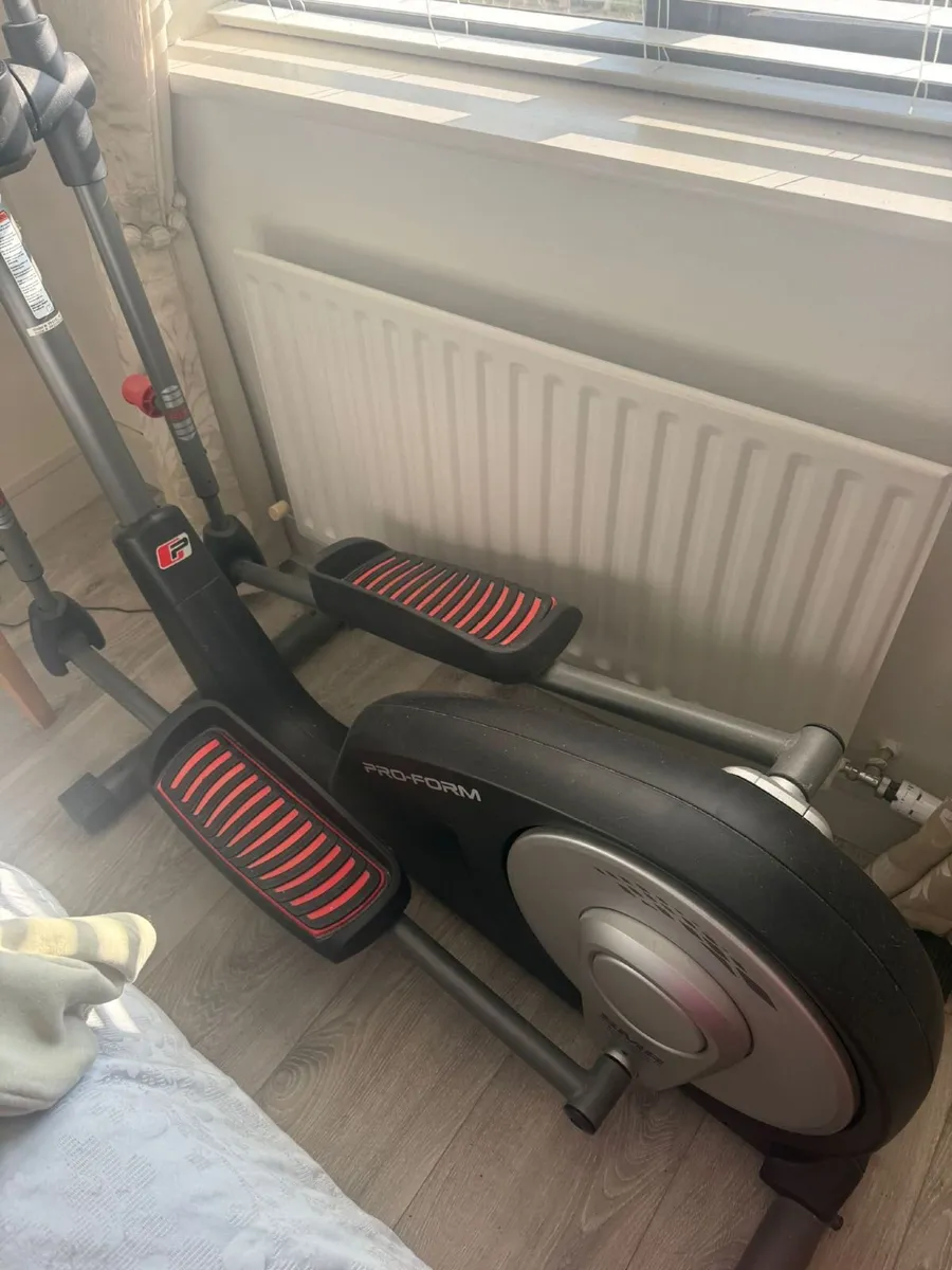 Crosstrainer - Image 1