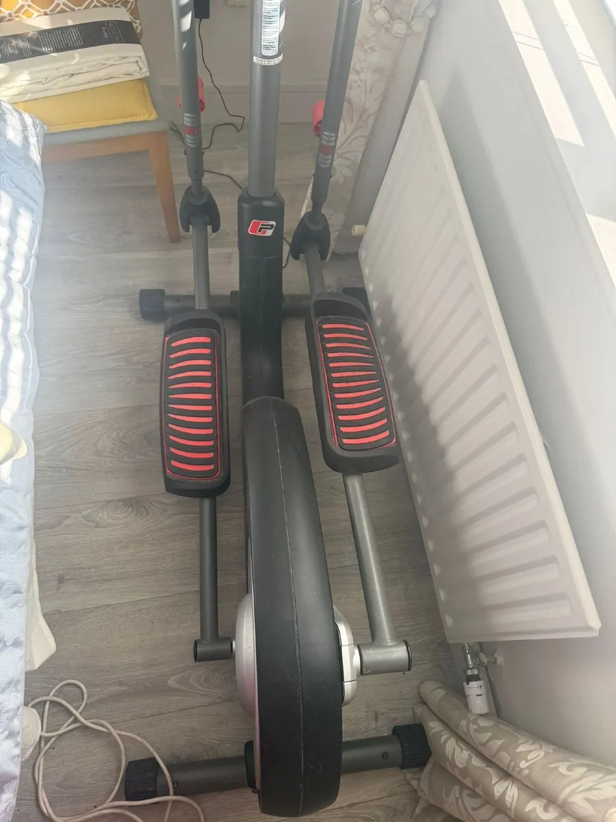 Crosstrainer - Image 3
