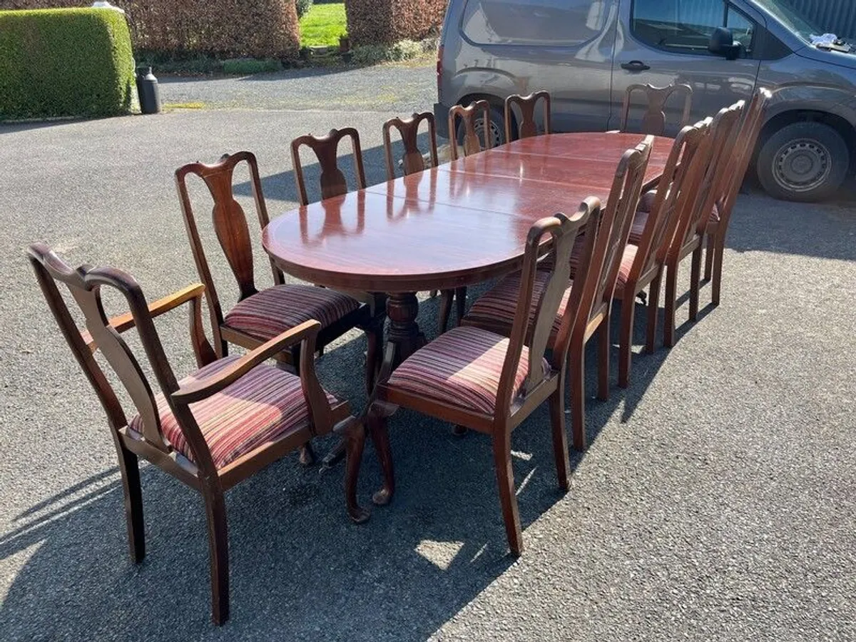 Dining Table and Chairs - Image 3