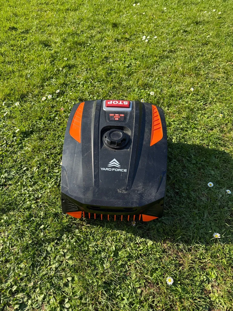 Robotic mower - Image 3