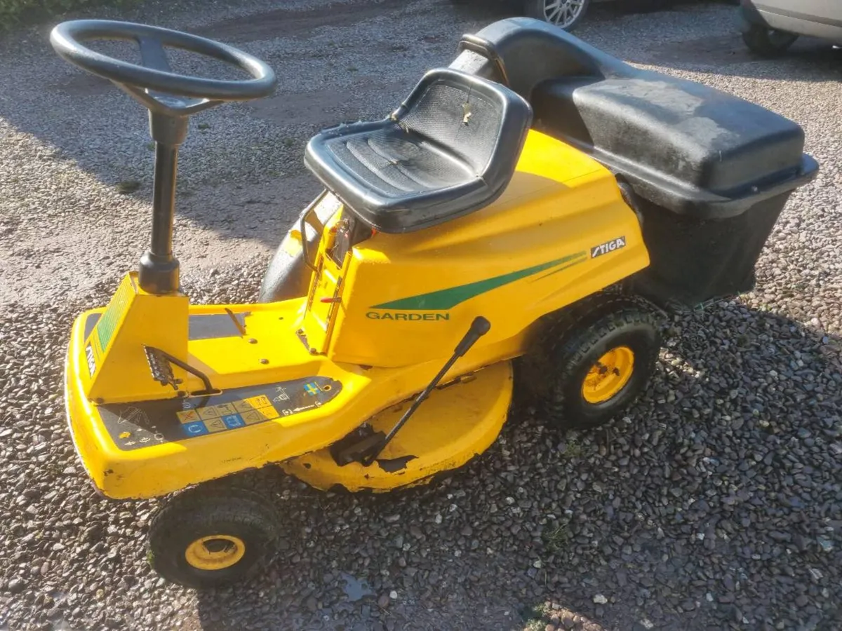 Stiga Garden 6 ride on mower - Image 2