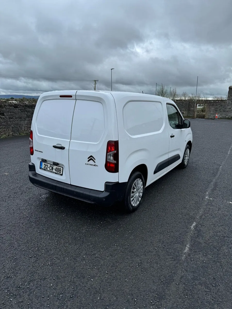 212 BERLINGO NEW ENGINE NO VAT - Image 3