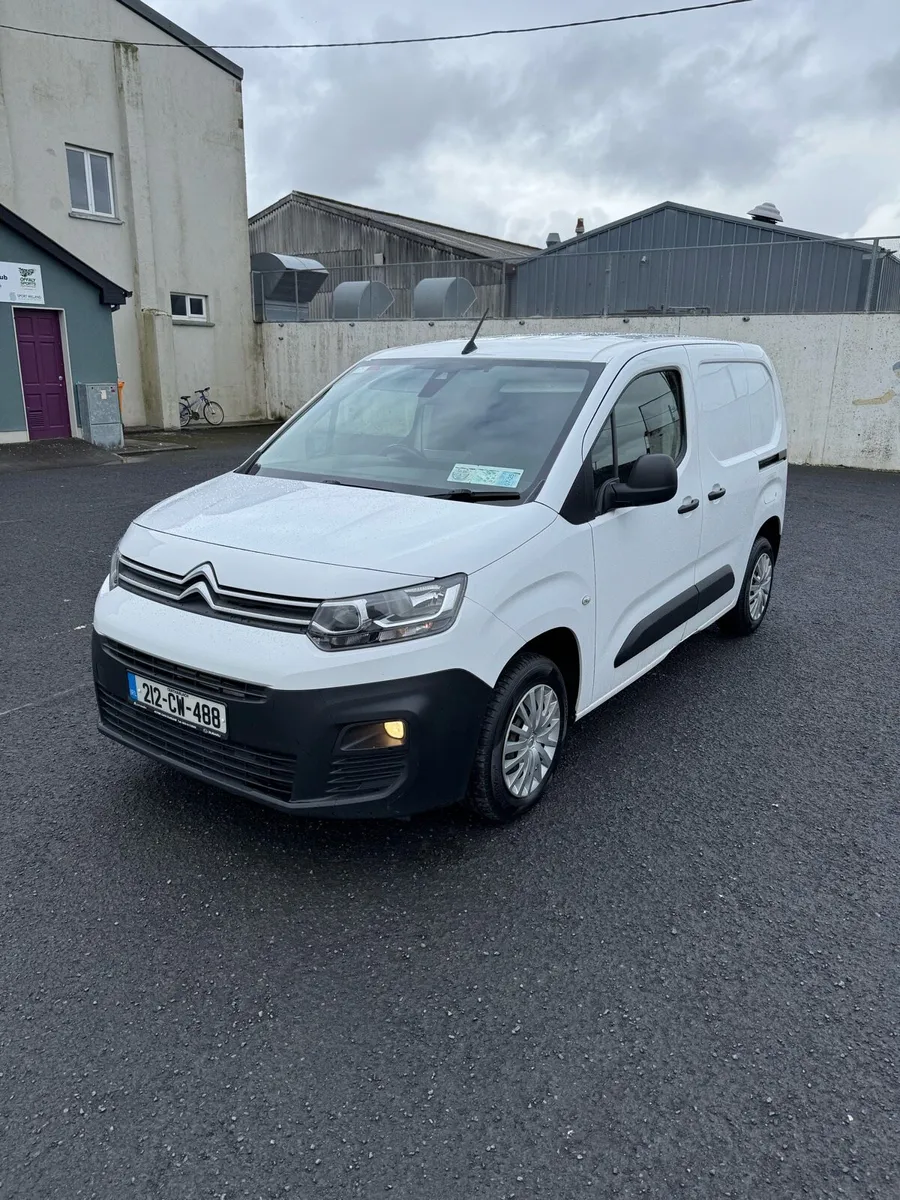 212 BERLINGO NEW ENGINE NO VAT - Image 2