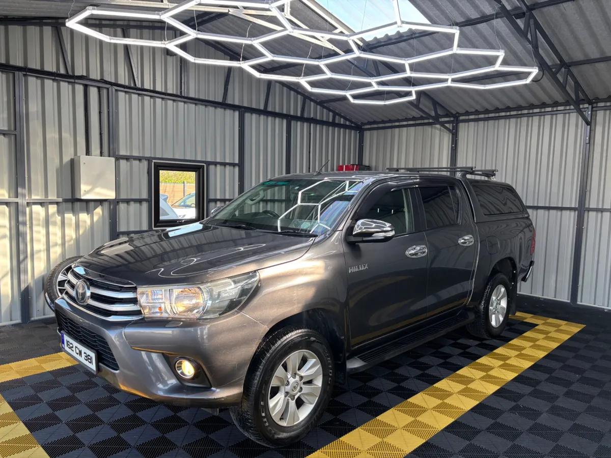 Toyota Hilux 2016 2.4D Manual - Image 1