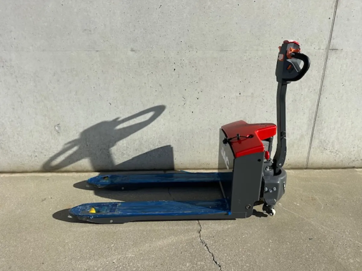 1500kg Electric Pallet Truck **Online Auction** - Image 4
