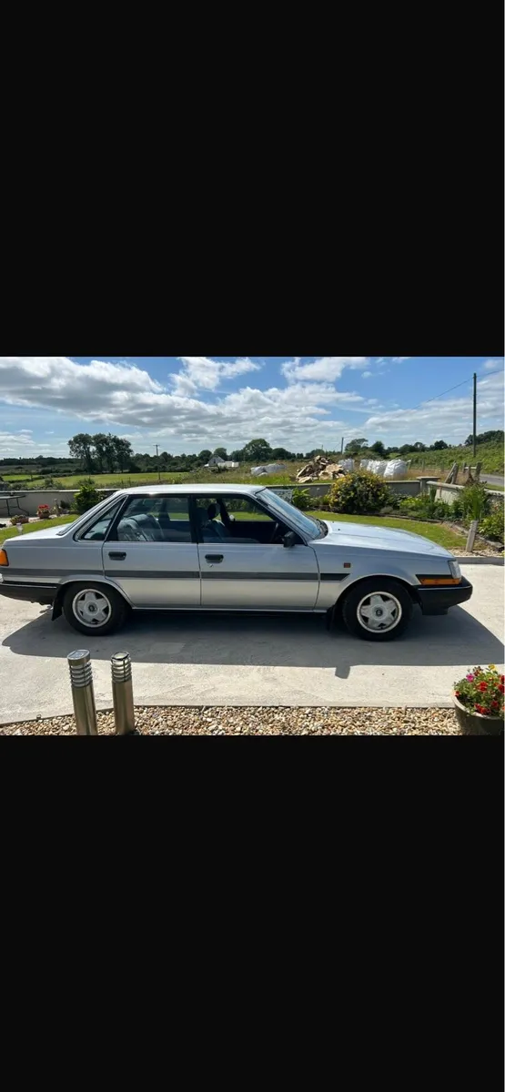 Toyota carina II 1984 - Image 1
