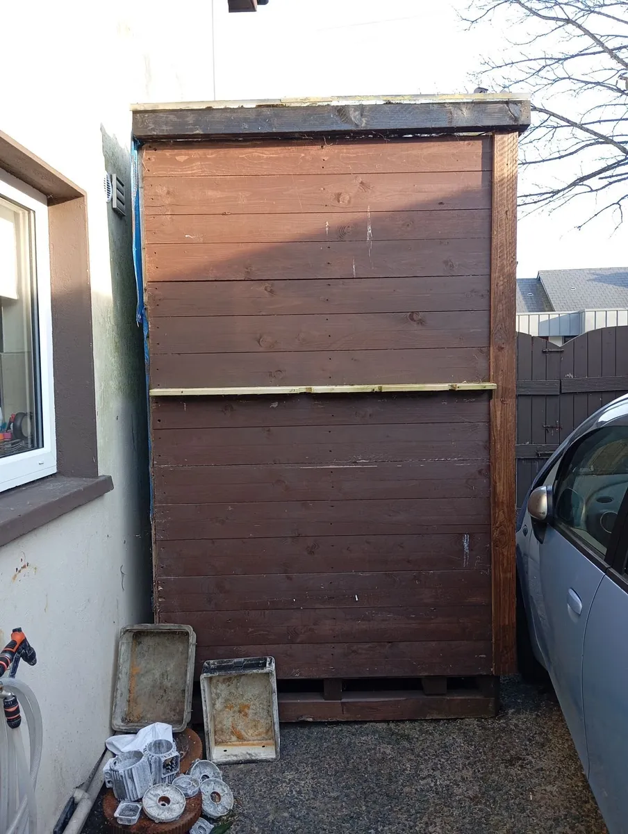 Shed - Image 2