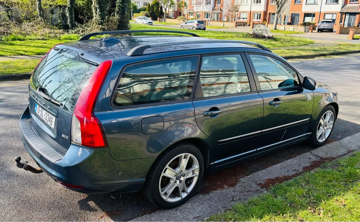 VOLVO V50 2.0 DIESEL, SUBARU OUTBACK, PEUGEOT 308 - Image 4