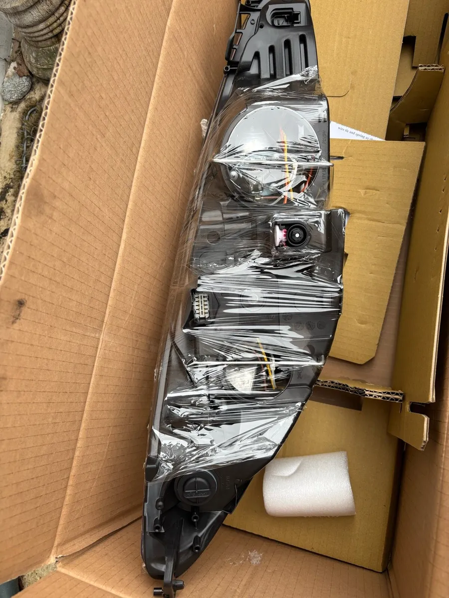 Front left headlamp Peugeot 308 - Image 3