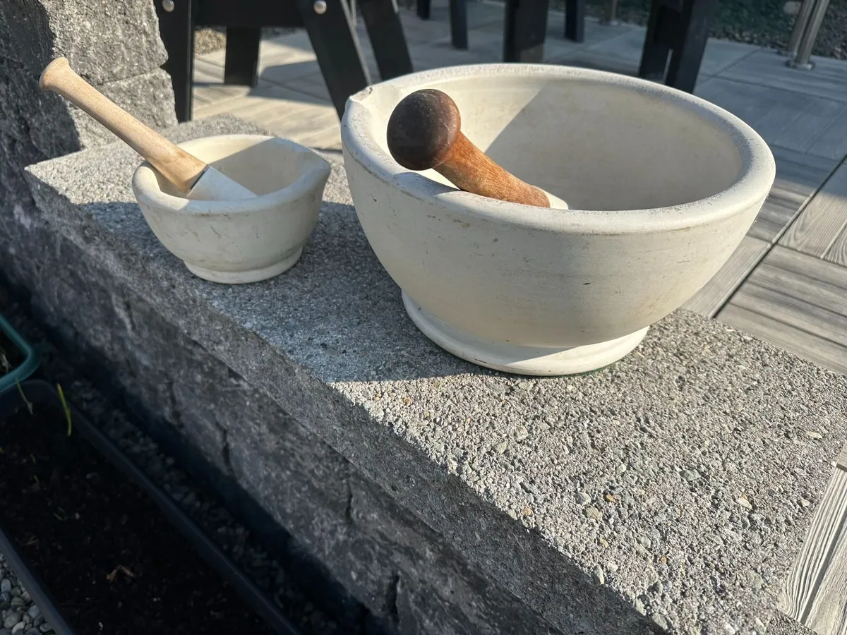 Antiques Mortar & Pestels (Mammy & Daddy set) - Image 3