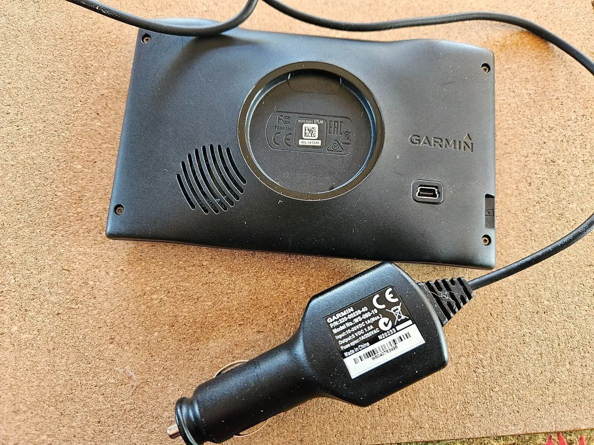 Garmin Satnav 57LM 5" - Image 2