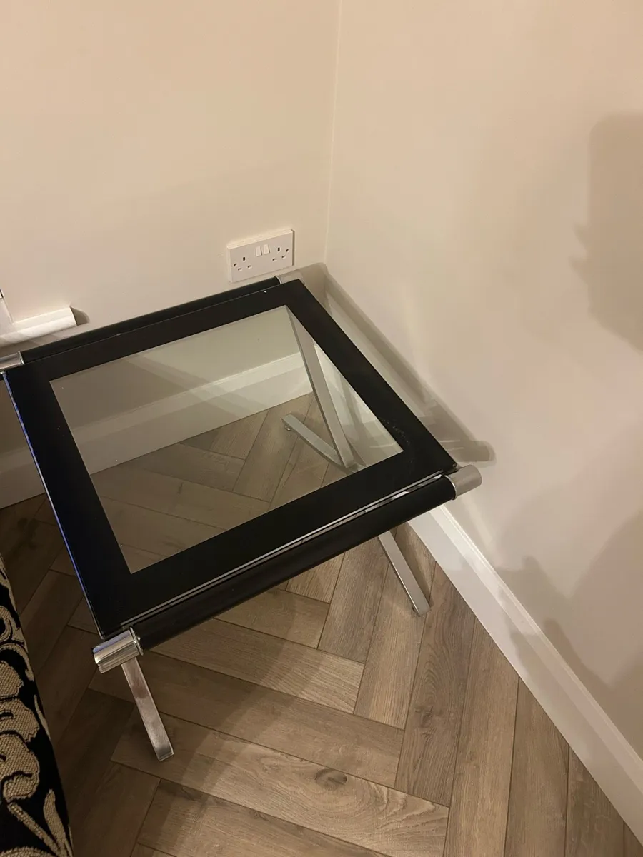 Side table - Image 2