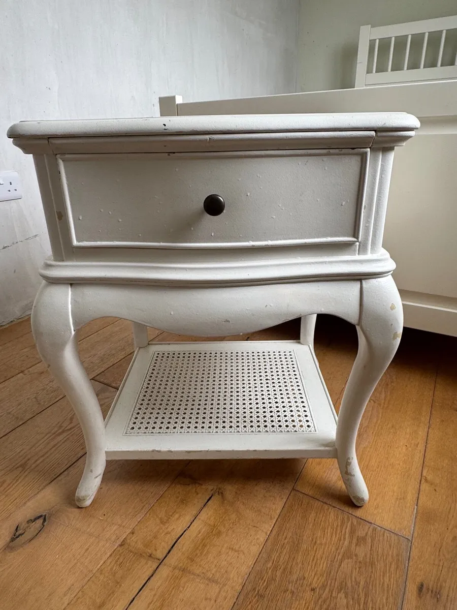 SHABBY CHIC FRENCH BEDSIDE LOCKERS - Image 1