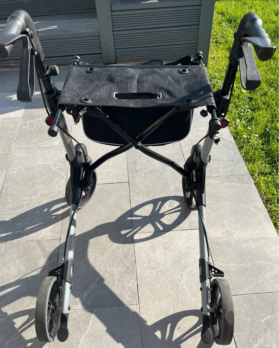 4 Wheel Rollator Walking Aid - Image 4