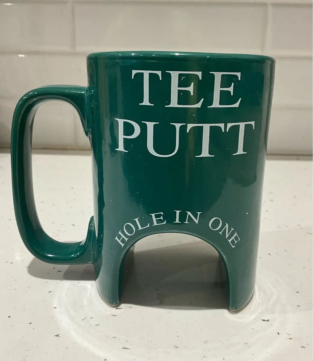 Vintage ‘HOLE IN ONE’ Green Mug - Image 2