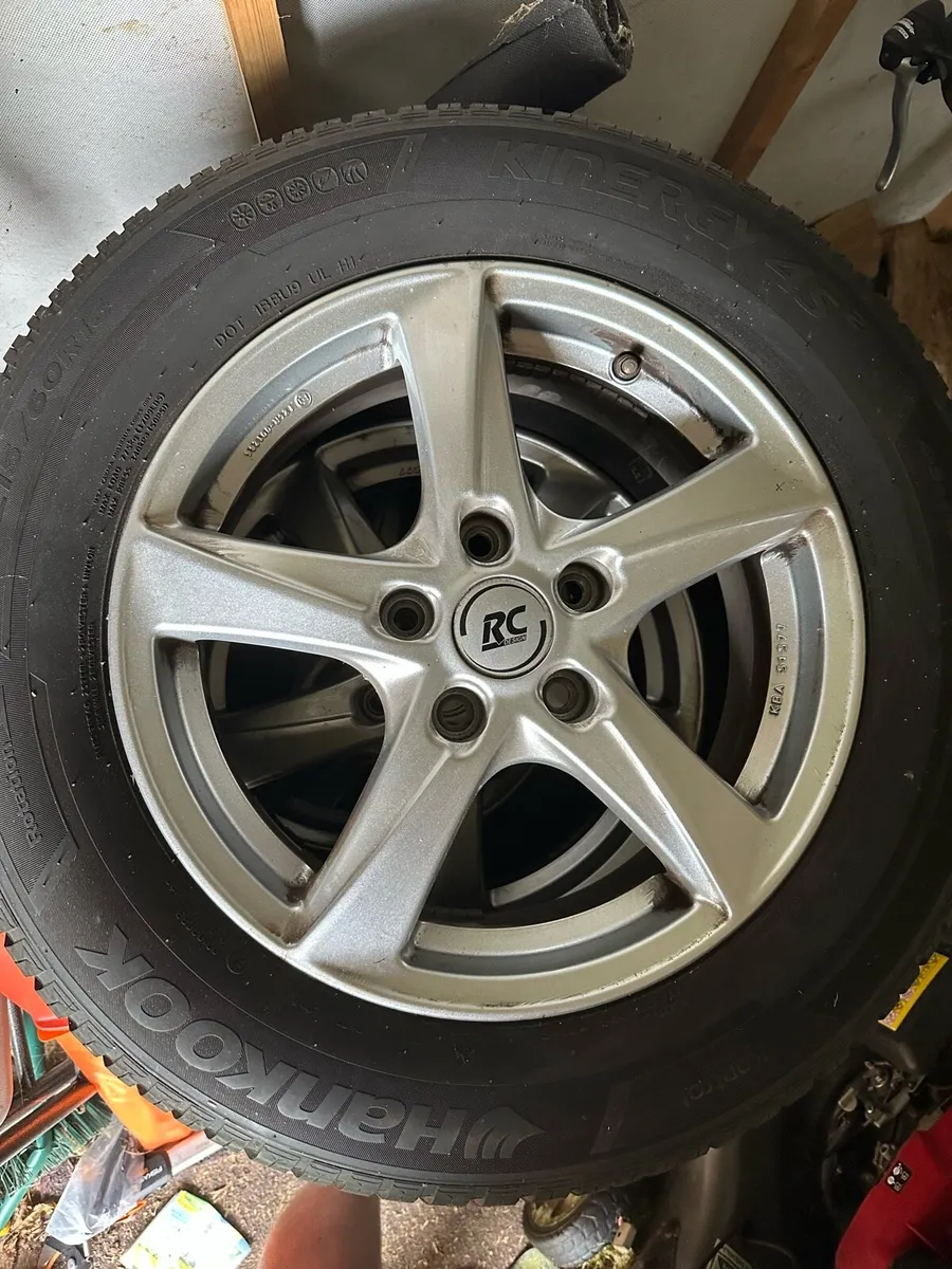4 alloys and as new tyres from Skoda Karoq - Image 4