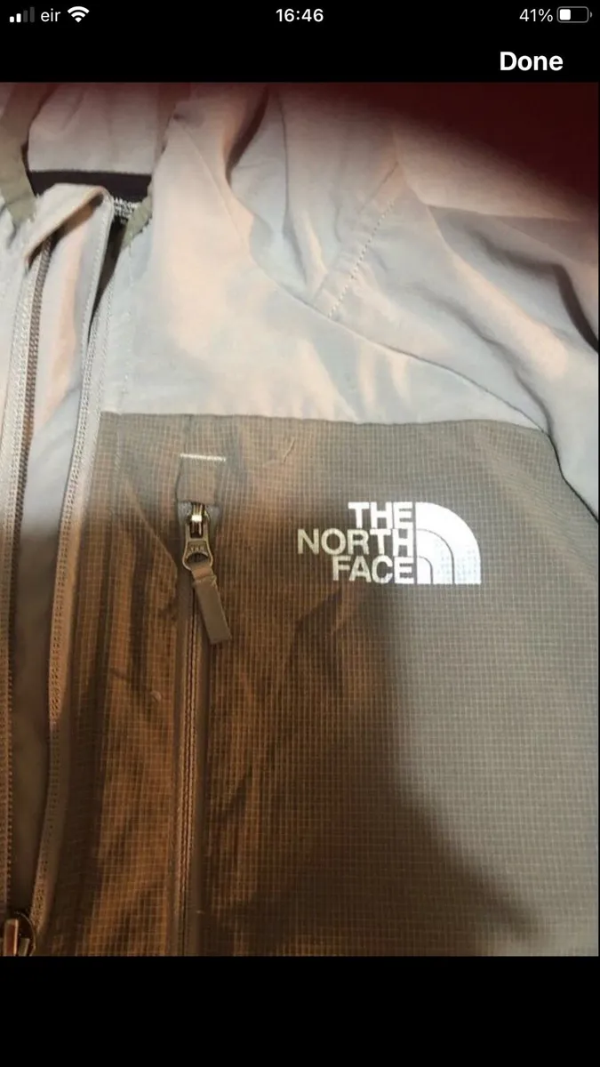 Boys northface tracksuit top size XxL €15 - Image 2