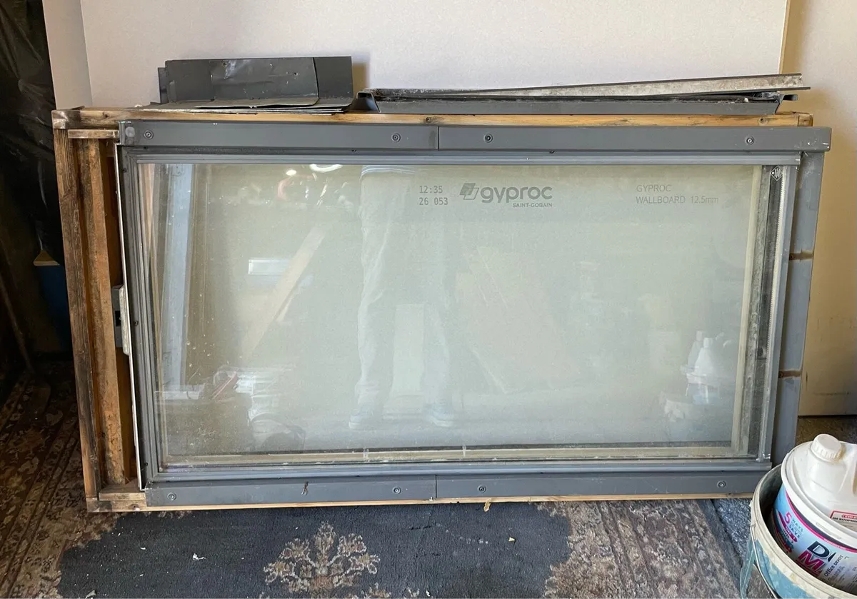 Velux roof window - Image 1