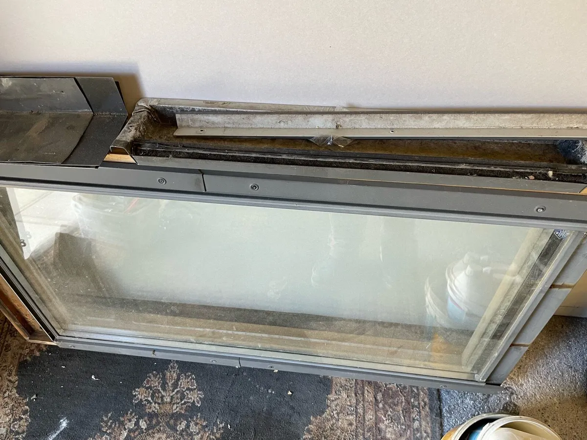 Velux roof window - Image 2