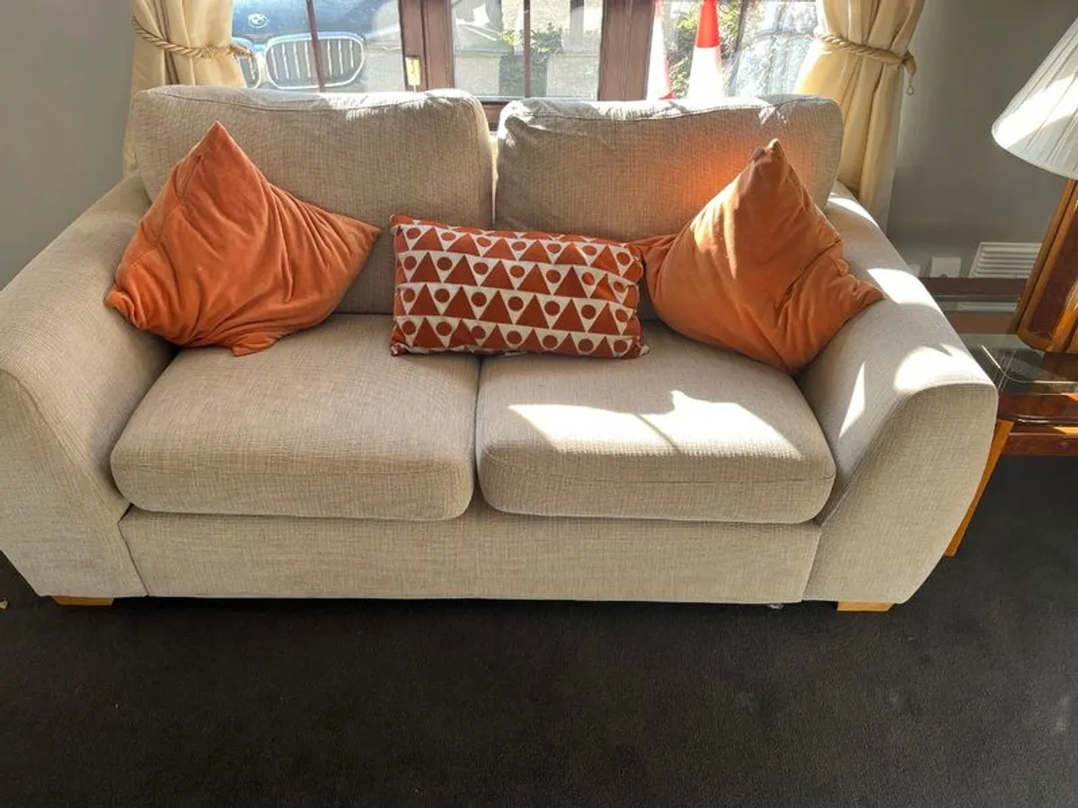 Furniture - Sofas, Armchair & bed - Image 3