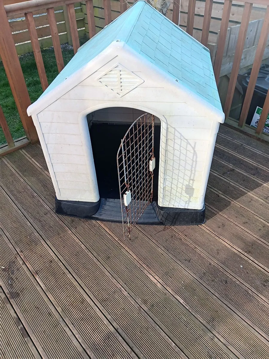 Dog Kennel - Image 1