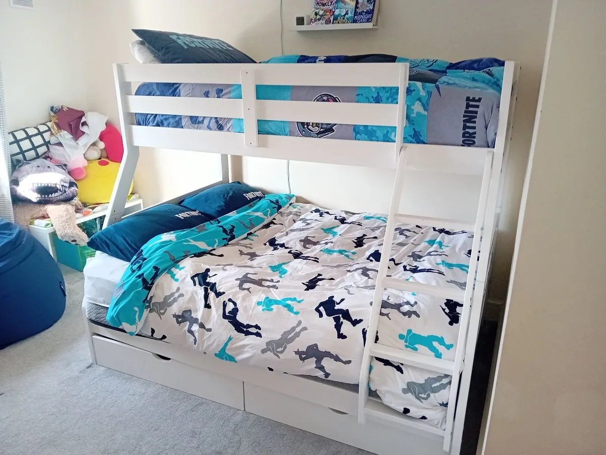 Bunk bed - Double and Single - Image 1